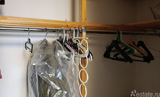 Продажа 3-комн квартиры на вторичном рынке Чертановская ул,  д. 4