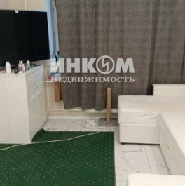 Продажа 2-комн квартиры на вторичном рынке посёлок Мебельной Фабрики, Заречная улица,  д. 7А