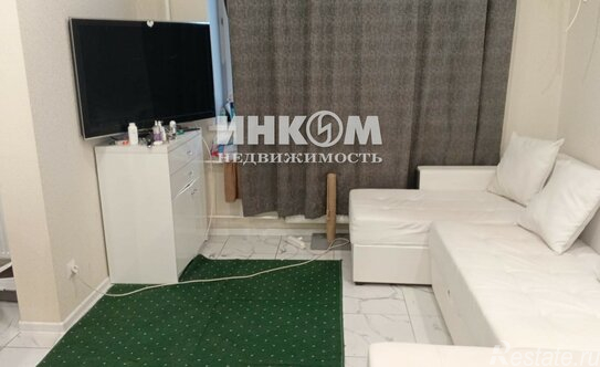 Продажа 2-комн квартиры на вторичном рынке посёлок Мебельной Фабрики, Заречная улица,  д. 7А