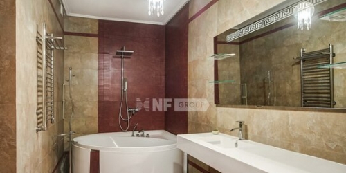 4-комн квартира пр-кт Маршала Жукова,  д. 78