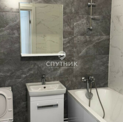 3-комн квартира Уральская улица,  д. 23