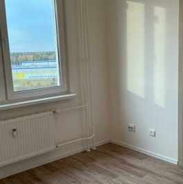 Продажа 1-комн квартиры на вторичном рынке Орлово-Денисовский проспект,  д. 15 к1 с1
