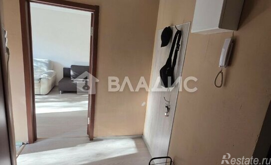 Продажа 1-комн квартиры на вторичном рынке проспект Славы,  д. 19 к1