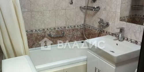 3-комн квартира Никитинская улица,  д. 5