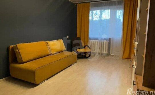 Продажа 2-комн квартиры на вторичном рынке Волхов, ул Пролетарская,  д. 9