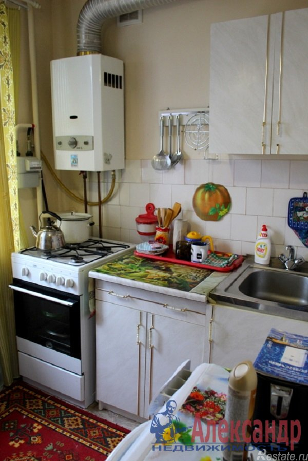 Продажа 3-комн квартиры на вторичном рынке Выборг г., Победы пр.,  д. 1