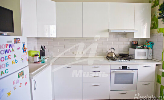 Продажа 2-комн квартиры на вторичном рынке улица Красина,  д. 21