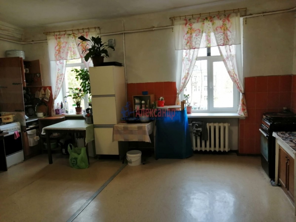 Продажа комнаты Понтонный пос., Александра Товпеко ул. ,  д. 13