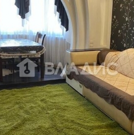 Продажа 4-комн квартиры на вторичном рынке Верхние Поля ул