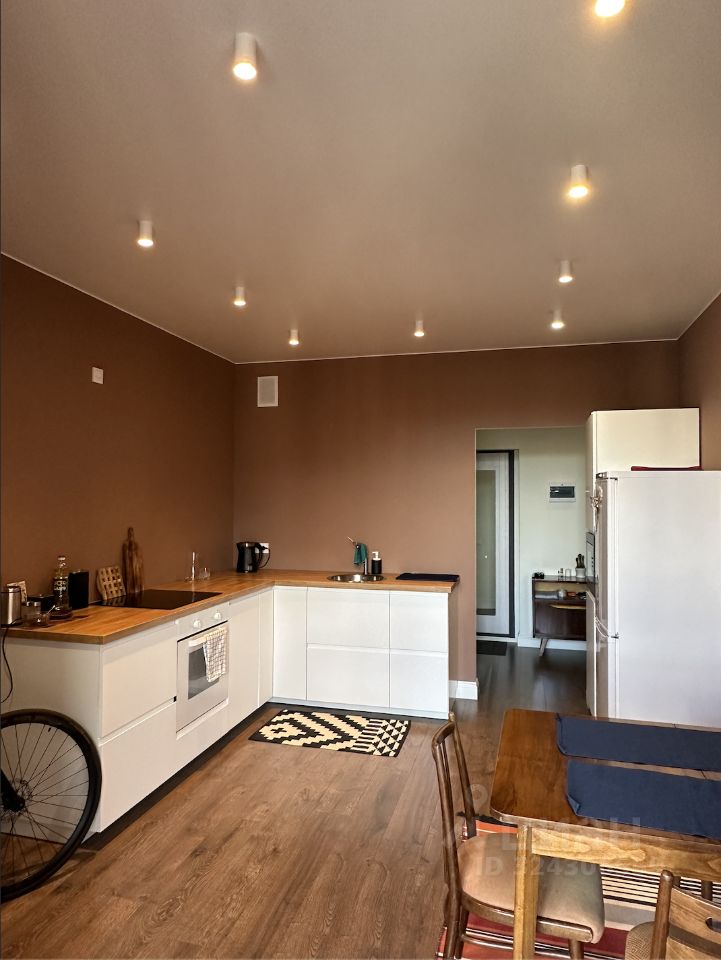 Продажа 2-комн квартиры на вторичном рынке проезд Дизельный, 11к1