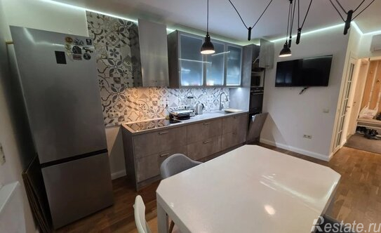 Продажа 3-комн квартиры на вторичном рынке Производственная улица,  д. 10 к2