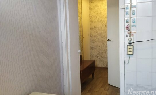 Продажа 1-комн квартиры на вторичном рынке Петергоф г, Ропшинское ш,  д. 4