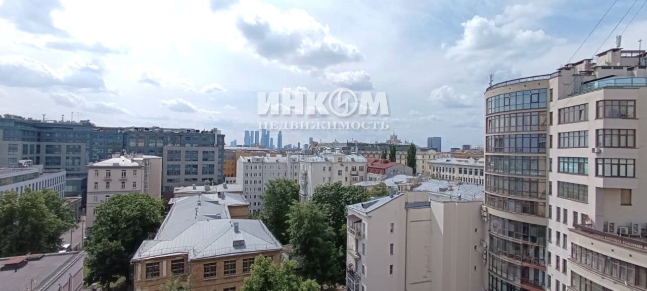 Продажа 1-комн квартиры на вторичном рынке Воротниковский переулок, 2/11