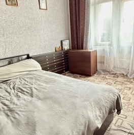 Продажа 1-комн квартиры на вторичном рынке Медовый пер,  д. 5