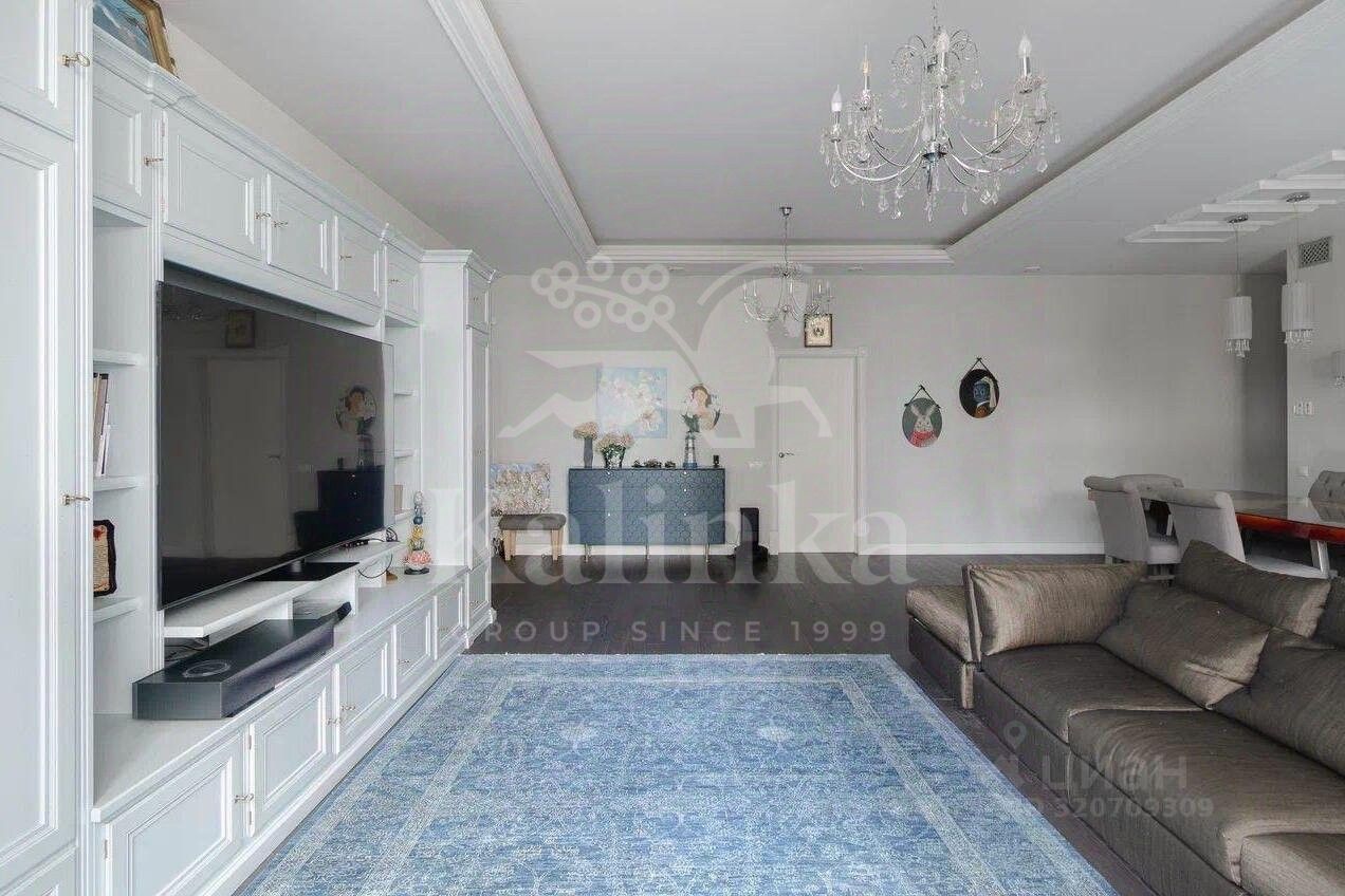Продажа 4-комн квартиры на вторичном рынке Крылатская улица, 45К1
