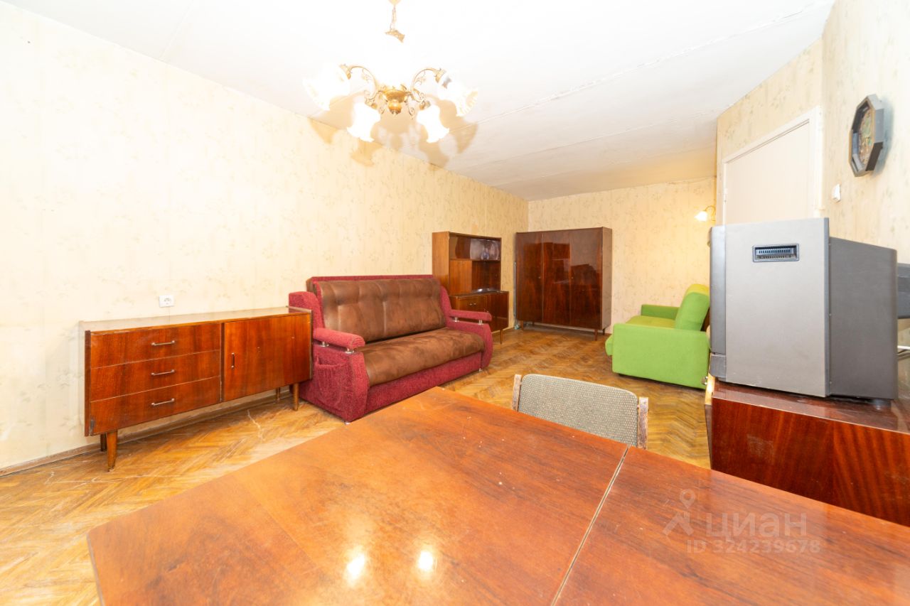 Продажа 1-комн квартиры на вторичном рынке улица Орджоникидзе, 45/1