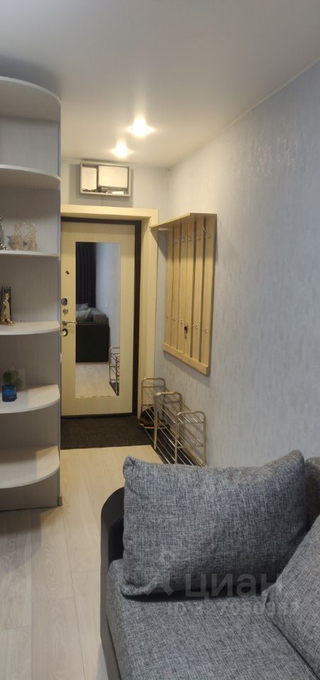 Продажа 2-комн квартиры на вторичном рынке Кременчугская улица, 38К2