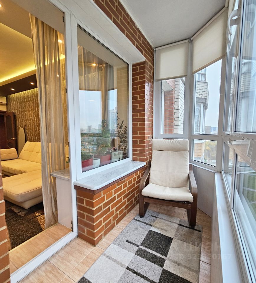 Продажа 1-комн квартиры на вторичном рынке Дунайский проспект, 7к3