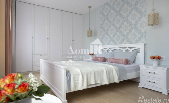 Продажа 3-комн квартиры на вторичном рынке аллея Поликарпова,  д. 10,  к. 3