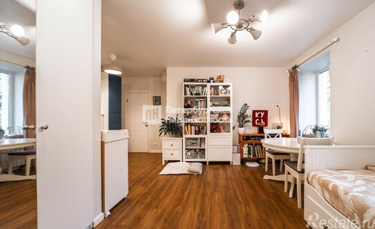 Продажа 1-комн квартиры на вторичном рынке Дегтярный переулок,  д. 22 литГ