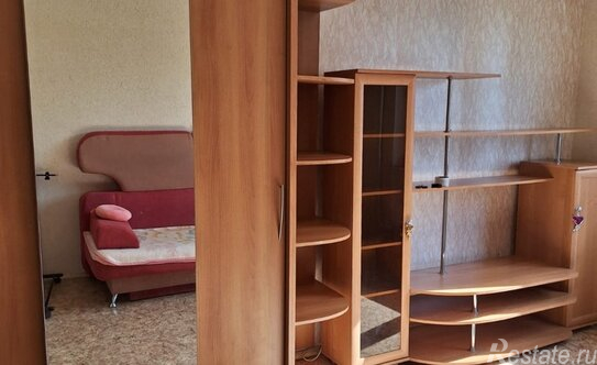 Продажа 2-комн квартиры на вторичном рынке ул Новороссийская,  д. 25,  к. 1