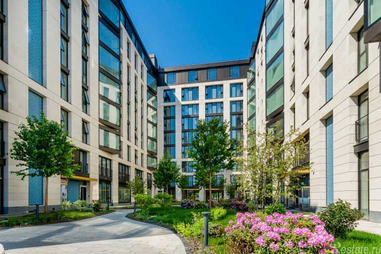 Продажа 3-комн элитного жилья Адмирала Лазарева наб,  д. 22