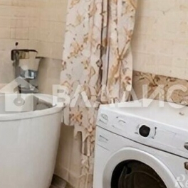 Продажа 1-комн квартиры на вторичном рынке Заря, ул Садовая,  д. 1