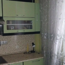 Продажа 1-комн квартиры на вторичном рынке улица Дмитриевского,  д. 3