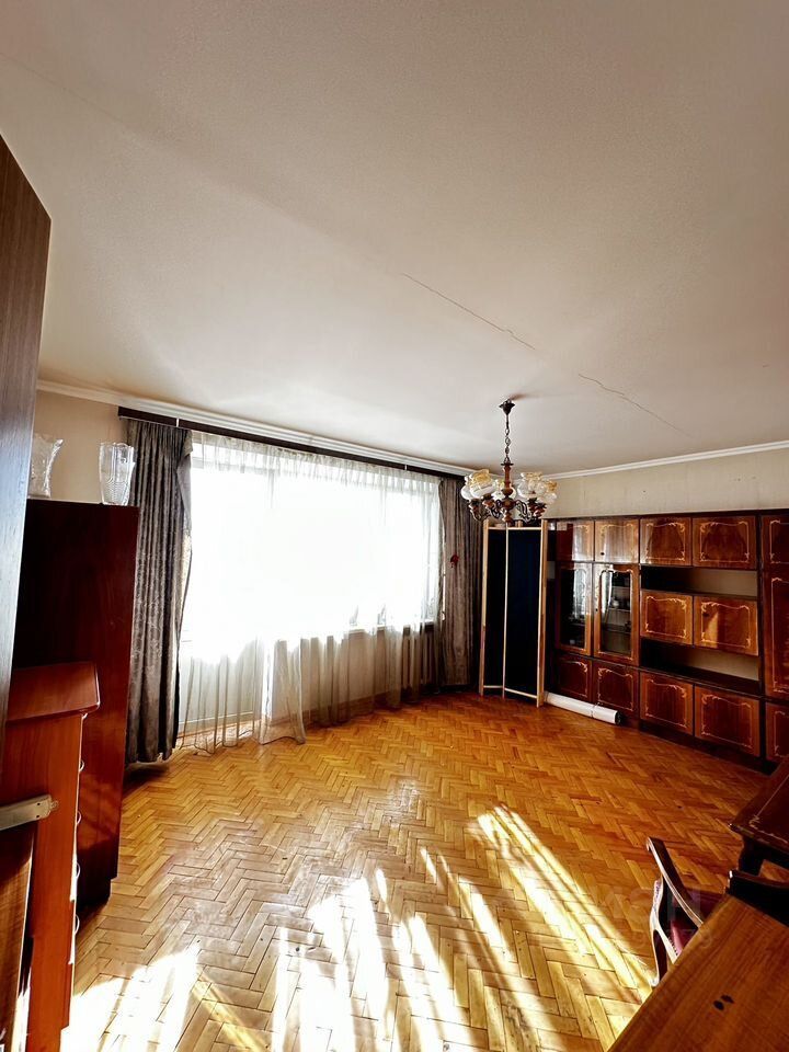 Продажа 4-комн квартиры на вторичном рынке улица Кибальчича, 2К1