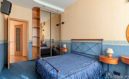 Аренда 3-комн квартиры на вторичном рынке Наставнический переулок,  д. 6