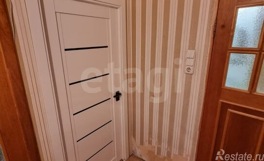 Продажа 2-комн квартиры на вторичном рынке улица Подводника Кузьмина,  д. 18