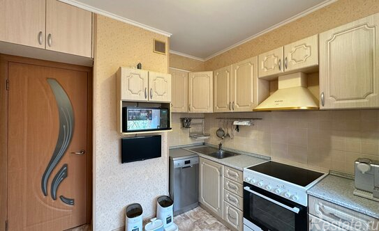 Продажа 2-комн квартиры на вторичном рынке Кучино, Центральная улица,  д. 4