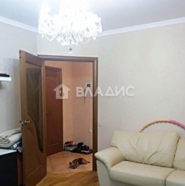 Продажа 2-комн квартиры на вторичном рынке улица Карбышева,  д. 10