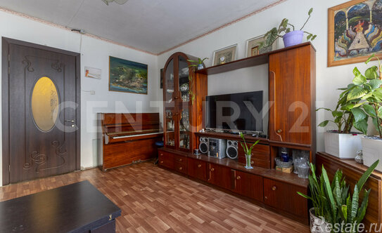 Продажа 4-комн квартиры на вторичном рынке ул Псковская,  д. 30-32