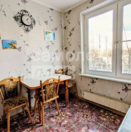 Продажа 3-комн квартиры на вторичном рынке Новоясеневский пр-кт,  д. 22 к3