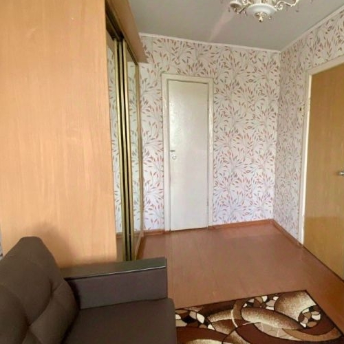 2-комн квартира Кировск, улица Маяковского, 5