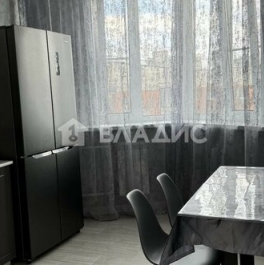 Продажа 2-комн квартиры на вторичном рынке улица Госпитальный Вал,  д. 5 с4
