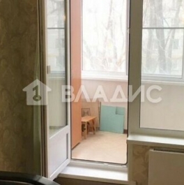 Продажа 2-комн квартиры на вторичном рынке Молодогвардейская улица,  д. 1 к2