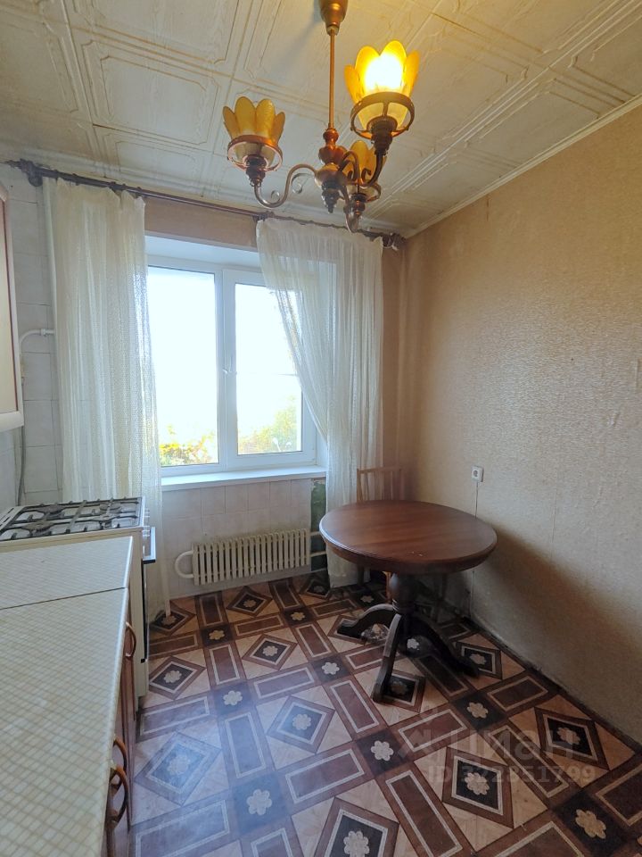 Продажа 3-комн квартиры на вторичном рынке Центральный мкр, улица Корнеева, 40А