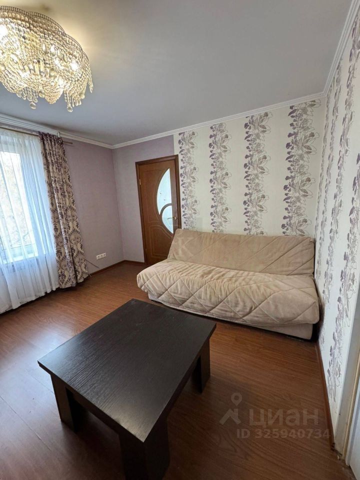 Продажа 2-комн квартиры на вторичном рынке улица Трехгорный Вал, 3