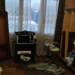 Продажа 3-комн квартиры на вторичном рынке Новаторов б-р