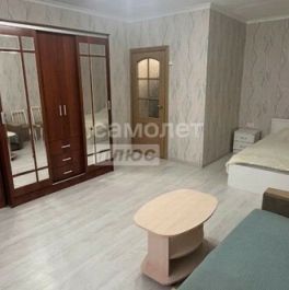 Продажа 1-комн квартиры на вторичном рынке Домодедовская улица,  д. 38 к1