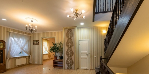 5-комн квартира Павловск г., Звериницкая ул. ,  д. 42/2