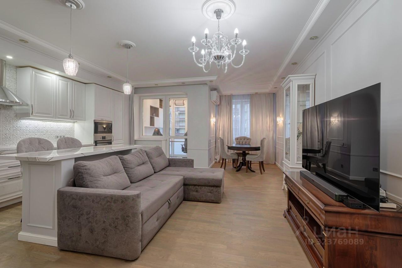 Продажа 3-комн квартиры на вторичном рынке Королев, Пионерская улица, 13к3