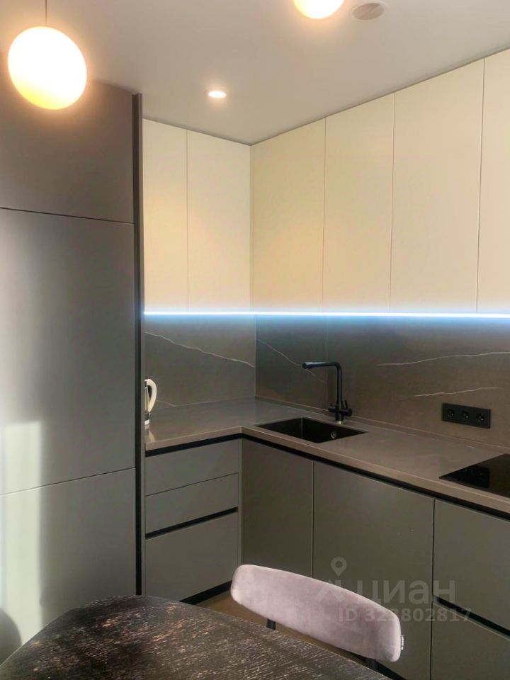 Аренда 1-комн квартиры на вторичном рынке Ельнинская улица, 20к2