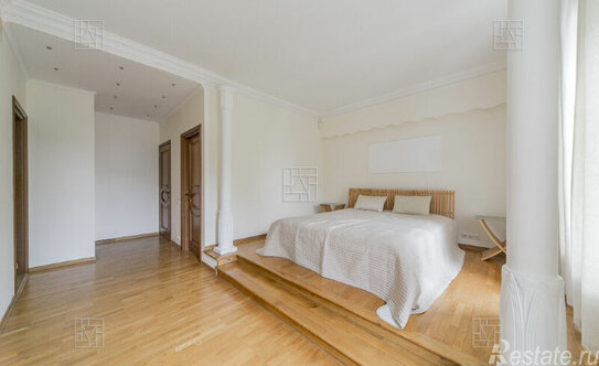 Аренда 3-комн квартиры на вторичном рынке Сеченовский переулок,  д. 5