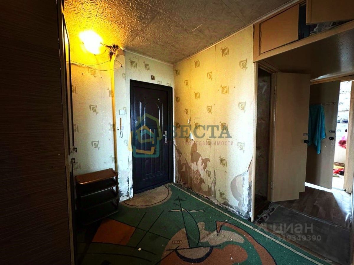 Продажа 3-комн квартиры на вторичном рынке пос. Курск, 6