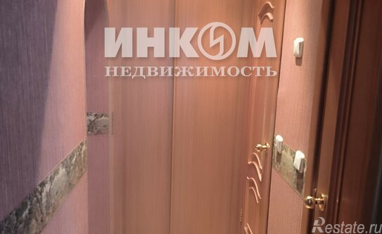 Продажа 2-комн квартиры на вторичном рынке улица Раменки,  д. 18