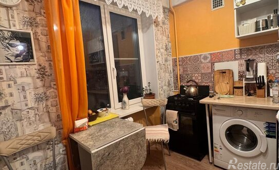 Продажа 1-комн квартиры на вторичном рынке улица Ленсовета,  д. 74