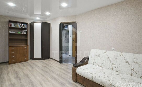 Продажа 1-комн квартиры на вторичном рынке Пархоменко пр-кт,  д. 18